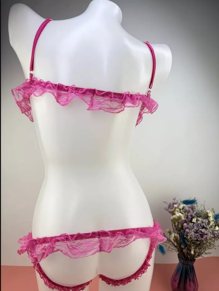 Frilly Pink Lace Bralette Set
