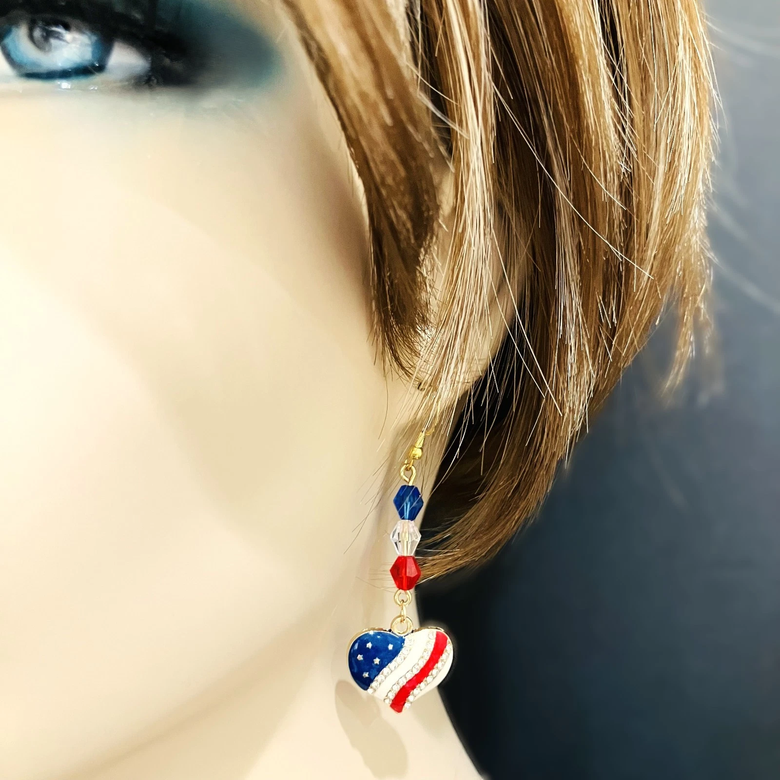 Handmade US Flag Beaded Earrings.