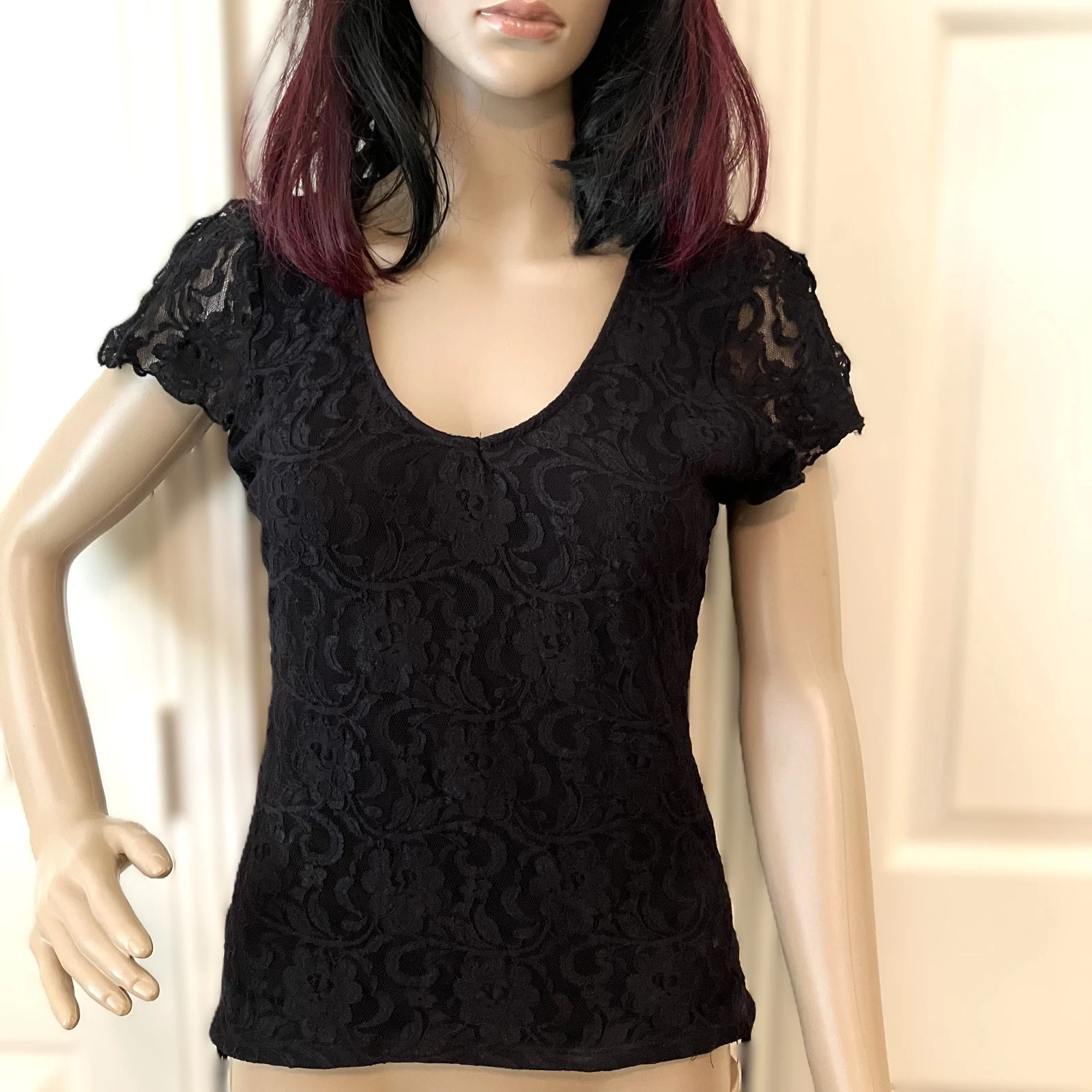 Bisou Bisou Black Lace Short Split Sleeve Blouse With Ruched Sides